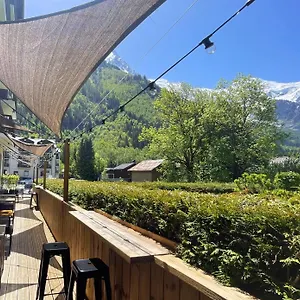 *** Hotel Plan B - Living Frankreich