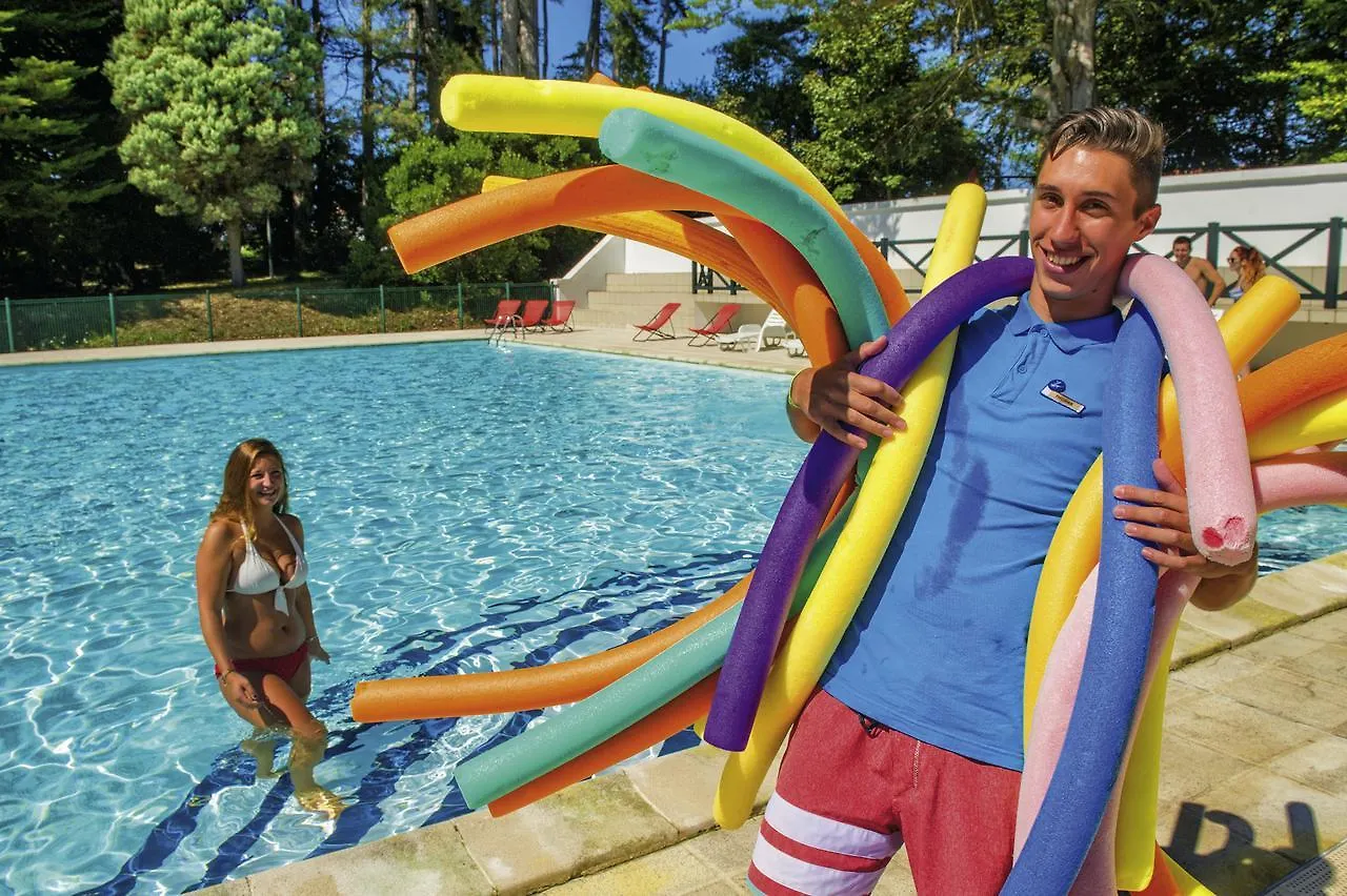 Vtf Le Domaine De Francon Hotel Biarritz Üdülőközpont